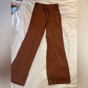 Ready to Rulu straight leg jogger